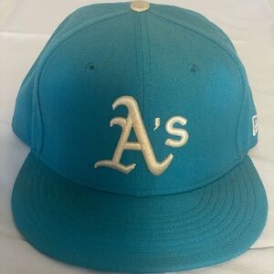 Teal Oakland Athletics (A’s) New Era 59FIFTY Size 7 1/2